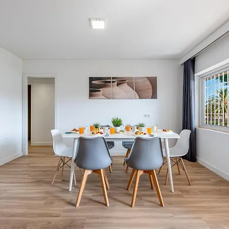 797 - Piso Reformado Con Amplia Terraza Carihue * טורמולינוס